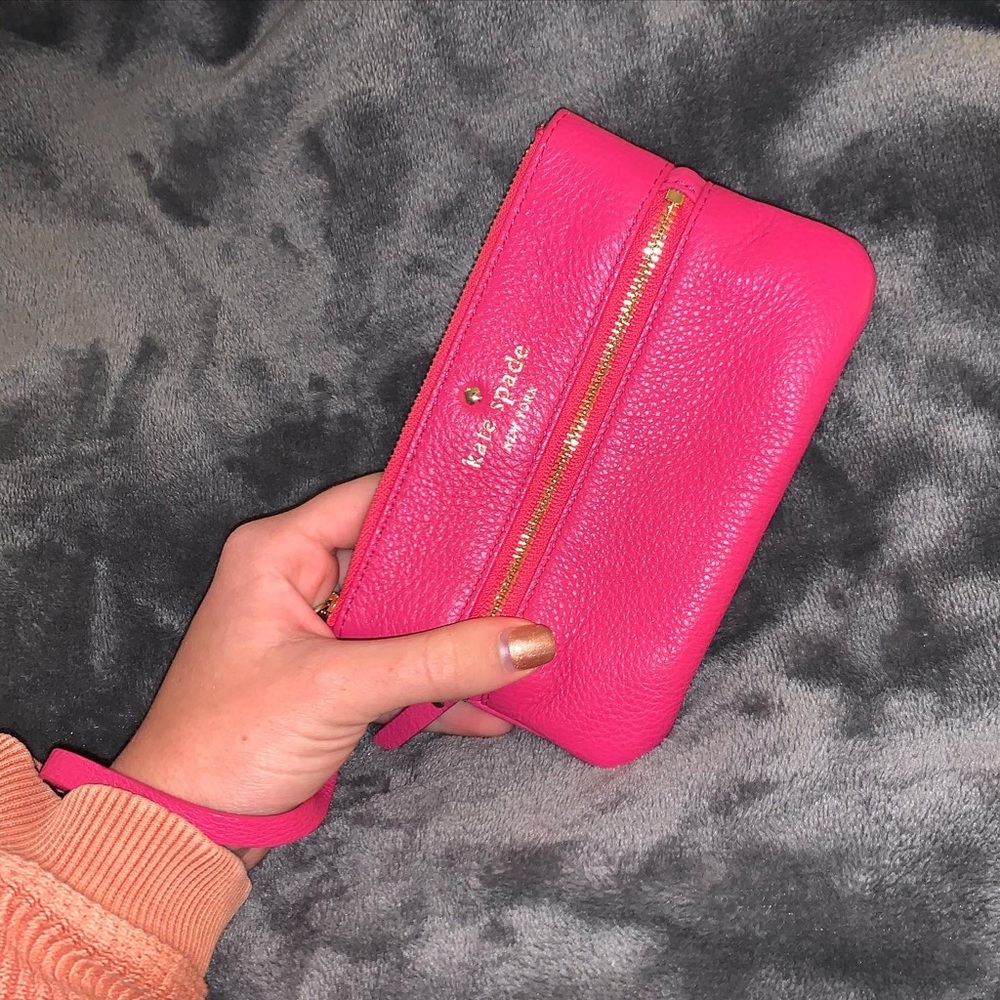 kate spade wristlet